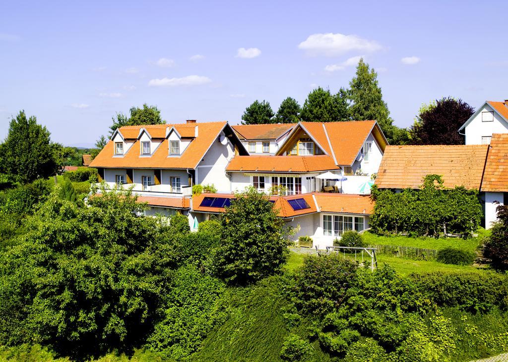 Die Herberge Am Lautenberg Bad Loipersdorf Loipersdorf bei Fuerstenfeld Exterior photo